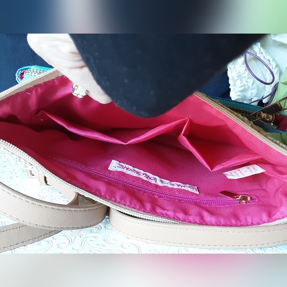 NEW Leoma Lovegrove Crossbody - Picture 10 of 12